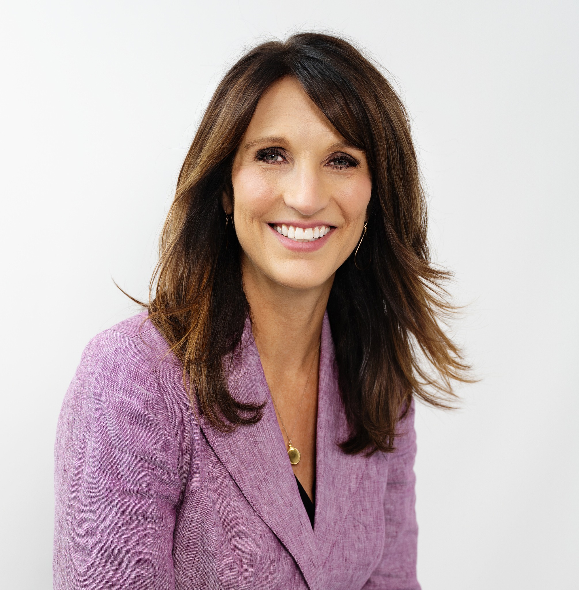 Sara Gullion headshot